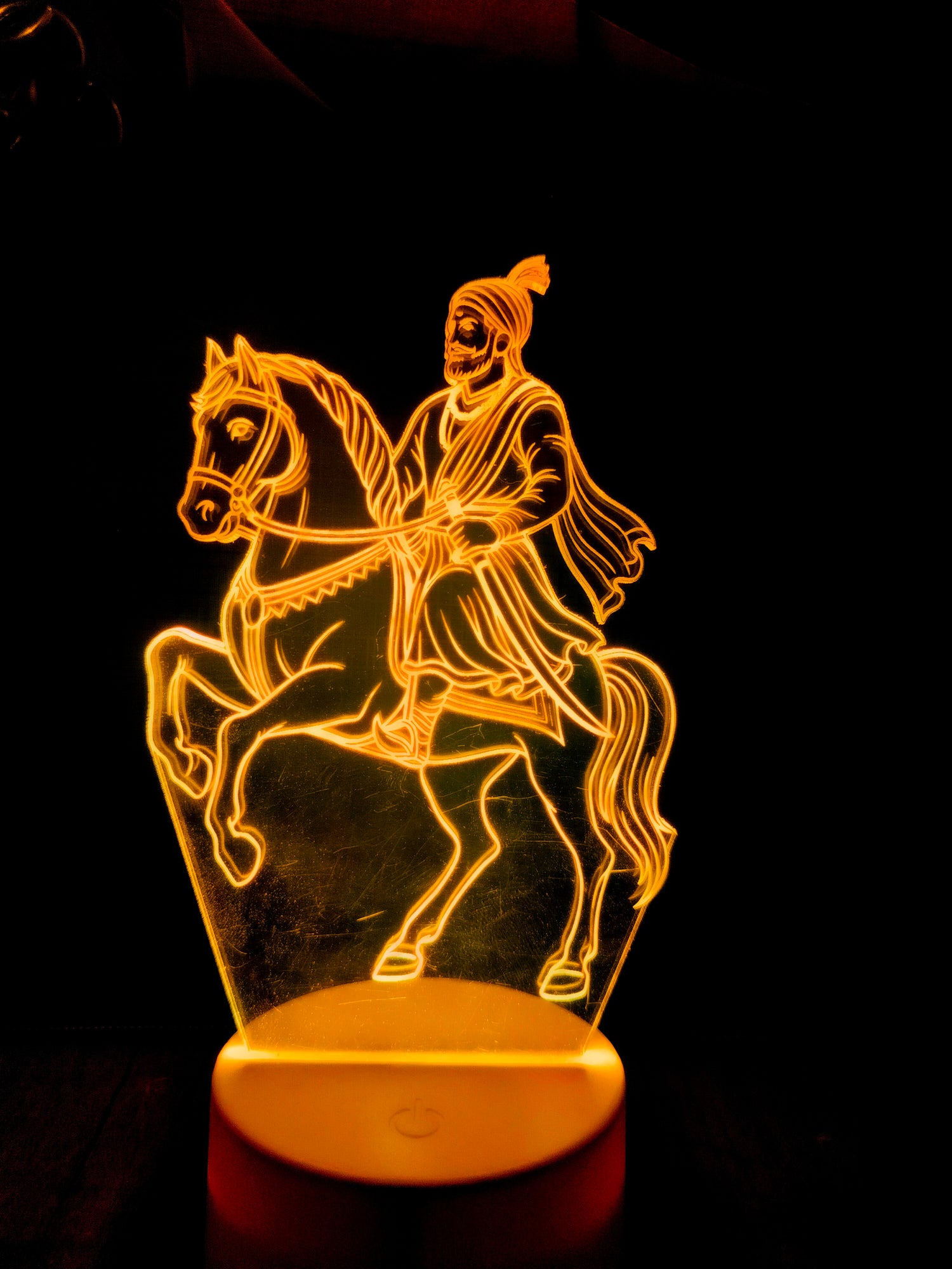 Chatrapati Shivaji Maharaj 3D lamp glowing in dark

LED illusion light of Shivaji Maharaj on horse

Shivaji Maharaj night lamp for room decor

Spiritual LED lamp of warrior king on horse